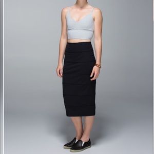 Lululemon Yoga Over Skirt, sz 8